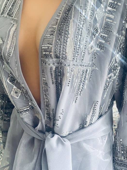 Вечернее, нарядное платье