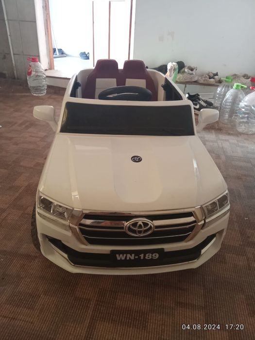 Дедски автоелетричка