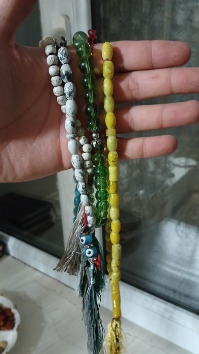 Тасбихтер жане жайнамаздар