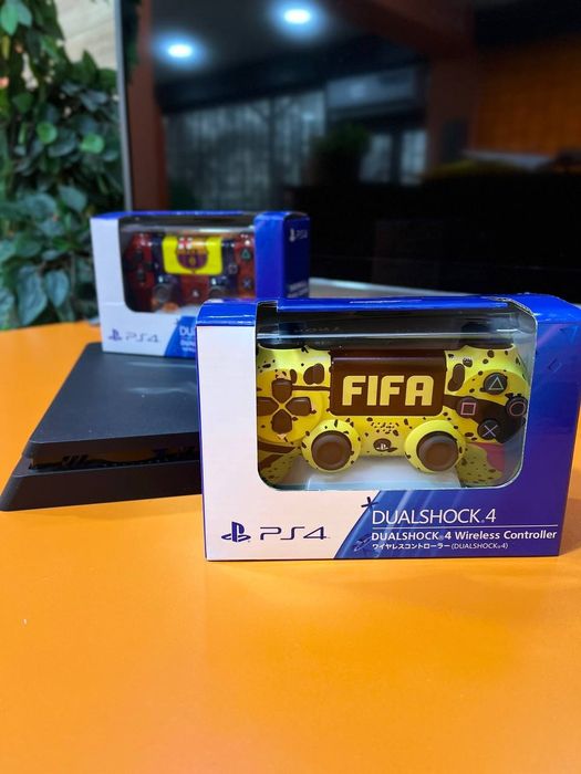 Sony PlayStation 4 Slim