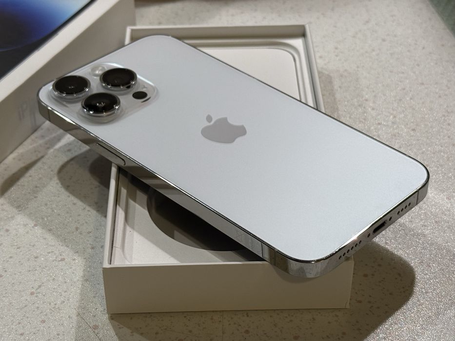 iPhone 14 Pro Max 256GB Silver (Бял) - 87% Батерия, Отличен.