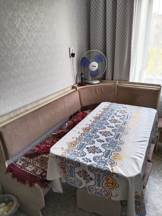 Продам кухонный уголок