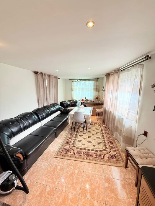 Продава се Къща в Луковит - 75 кв.м за 667 €/кв.м - Снимка #2