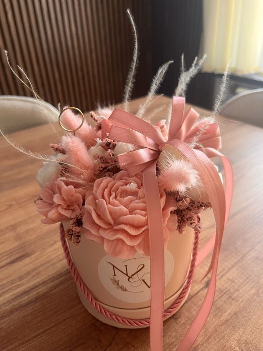 Букет от соеви свещи