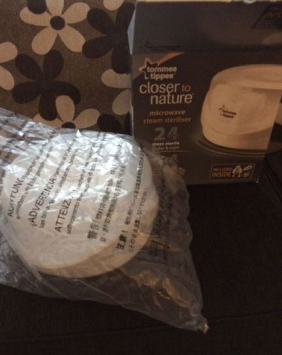 Sterilizator biberoane cuptor microunde Tommee Tippee alaptare bebe