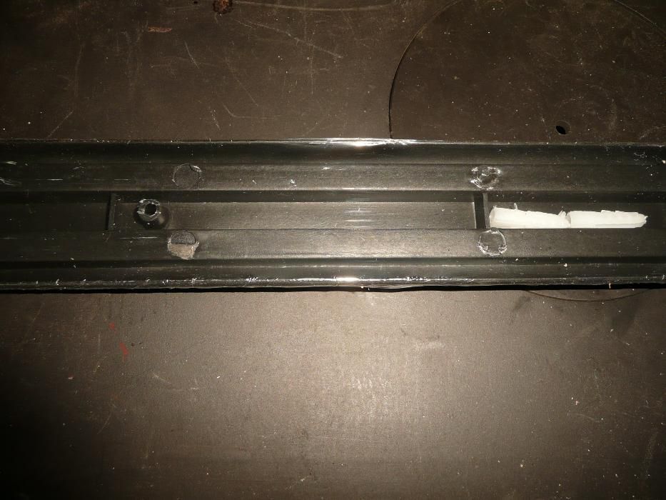 Магнит за ножове