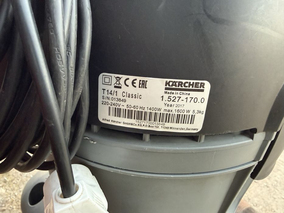 * Karcher T 14/1 Classic не большой очень удобный мощный пылесос