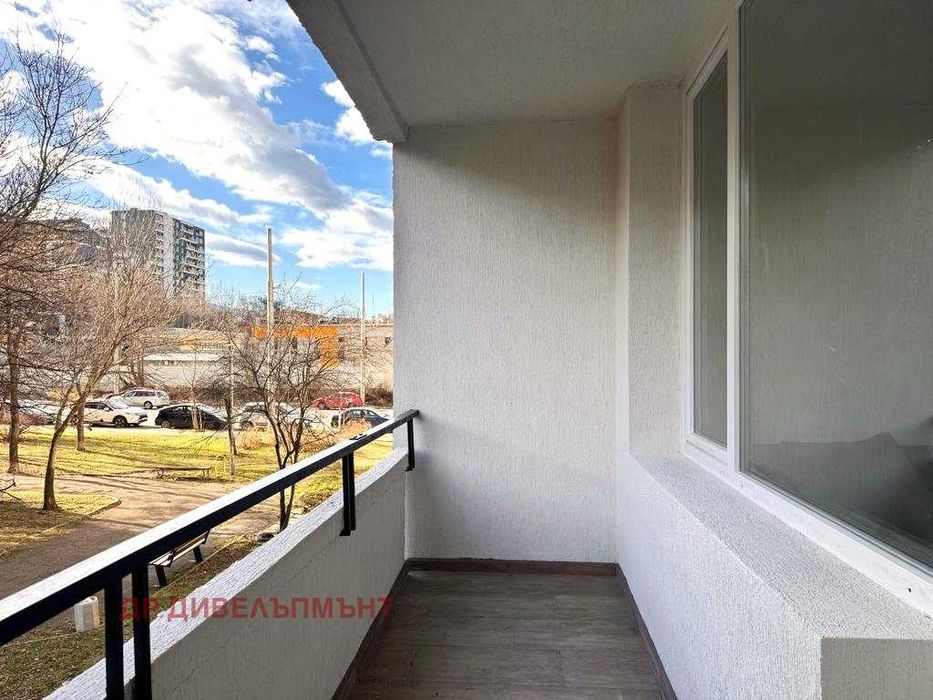 Дава се под наем Двустаен апартамент в София, Банишора - 52 кв.м за 561 € - Снимка #5