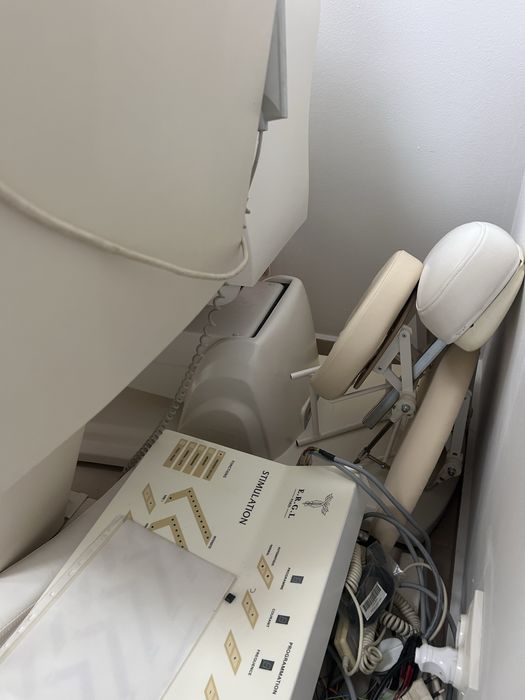 Косметологические кресла