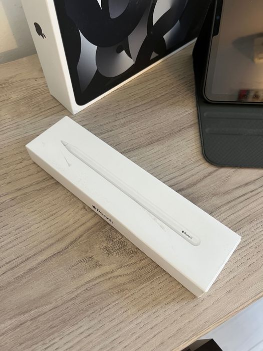 iPad Air 5 (256GB) + Apple Pencil 2