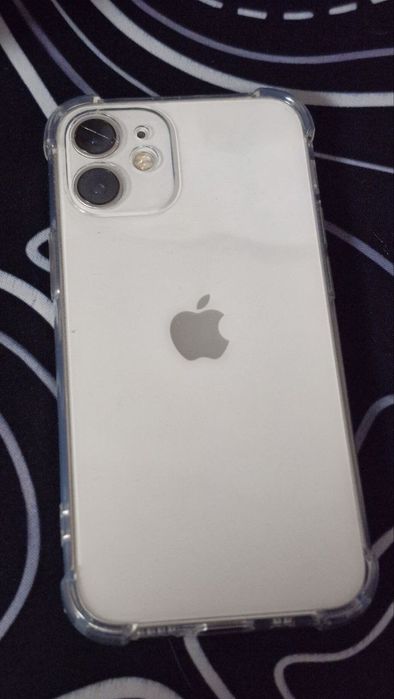 iphone 12 mini, oppo 4 pro