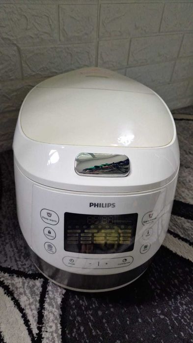 Multicooker PHILIPS Viva Collection HD4731/70, 5l, 980W