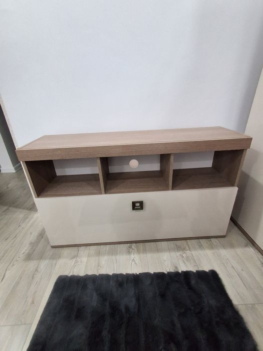 Comodă Tv 120. /  70.   /32