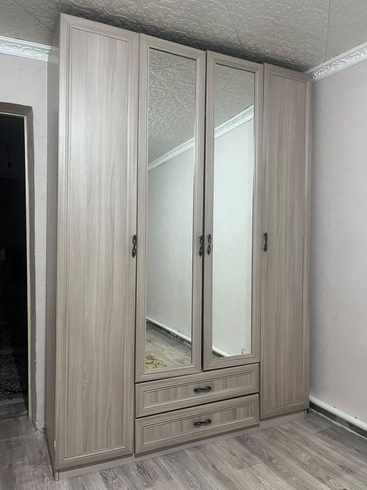 Шкаф жатын бөлмеге