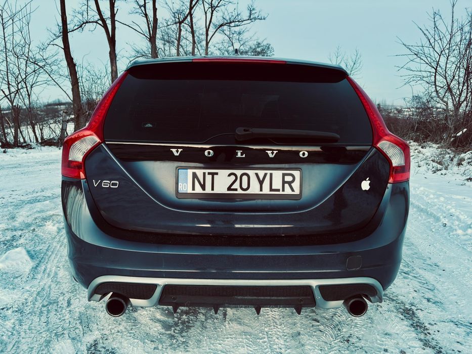 Volvo V60 R Design, Distronic, 2.0 Disel 5 cilindri , euro 5
