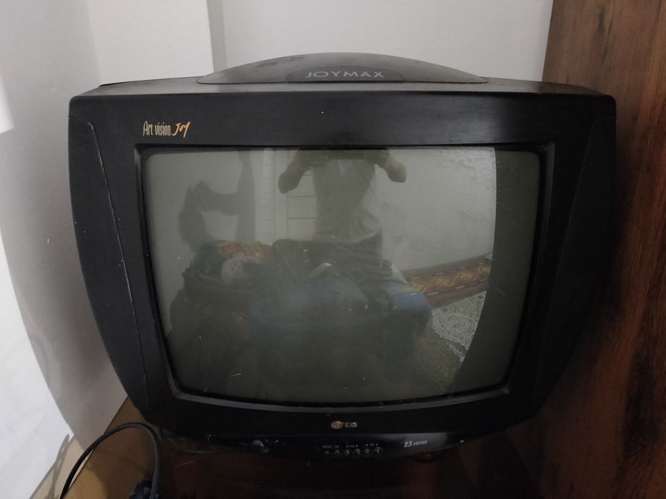 Продаётся телевизор