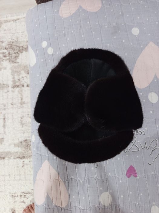 Продам норковую шапку