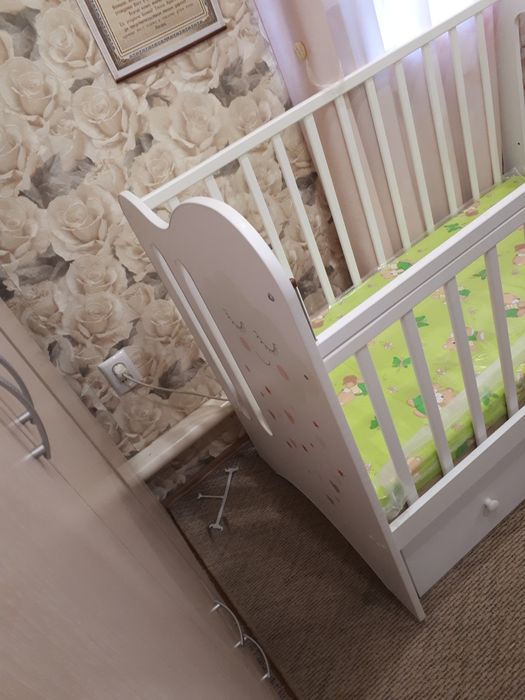 Детская кроватка