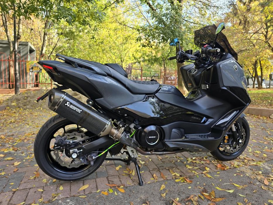 Yamaha tmax 560 tech-max