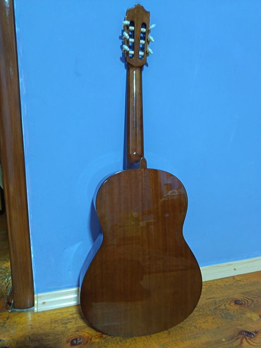 гитара классическая YAMAHA C80