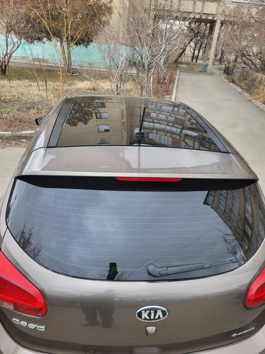 Продам киа сеед самая полная комплектация