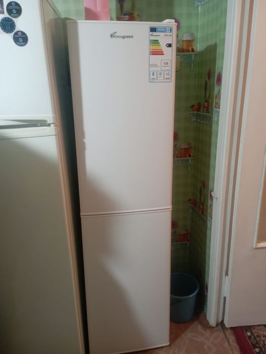 Продам холодильник