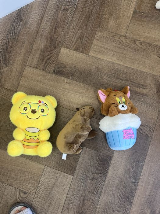 маска, сумка, игрушки, книга