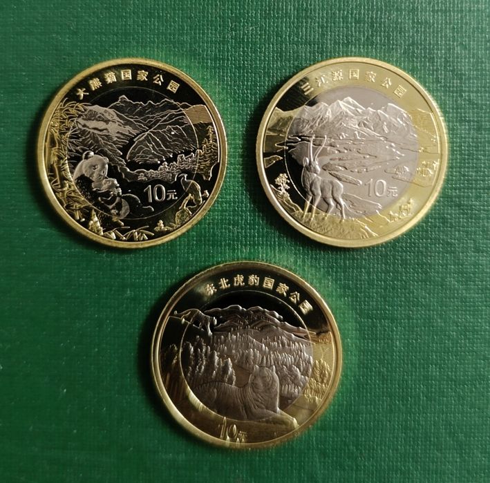 Монета Китая юбилейная