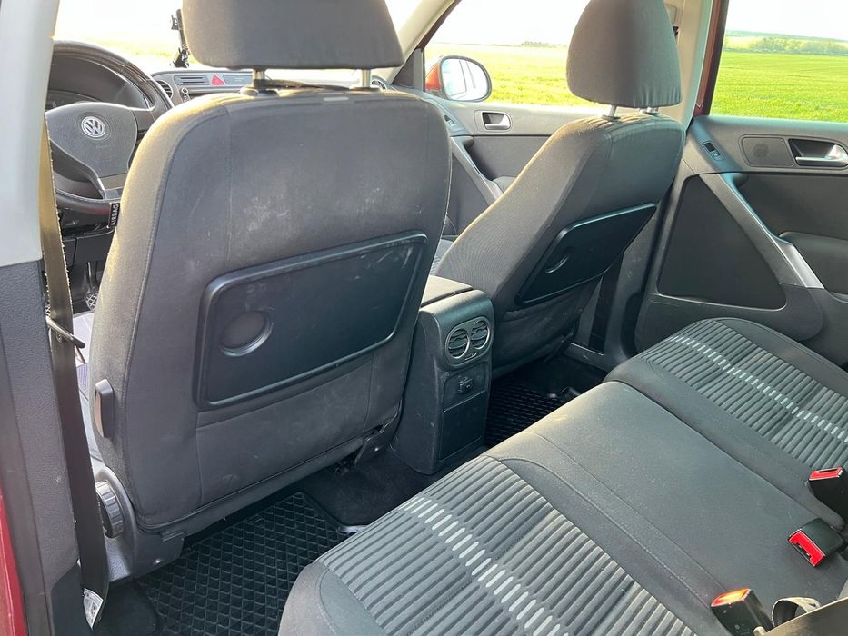 Volkswagen  Tiguan TSI