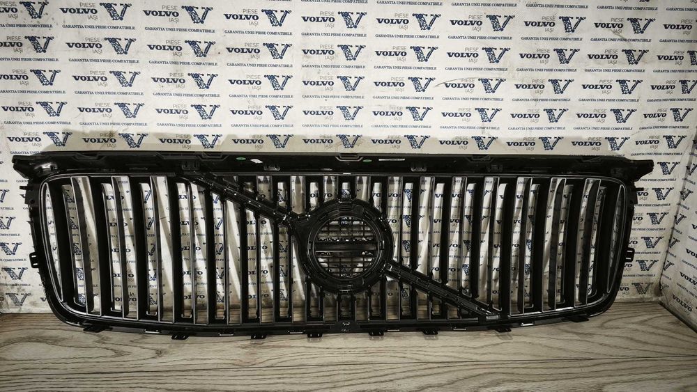 Grila Originala OEM Volvo XC90 II 2015 - 2021 31425020 impecabila