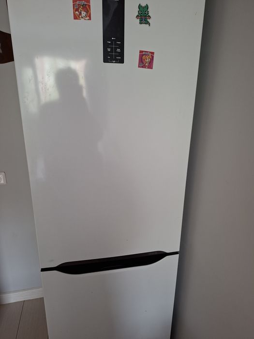 Продам  холодильник.