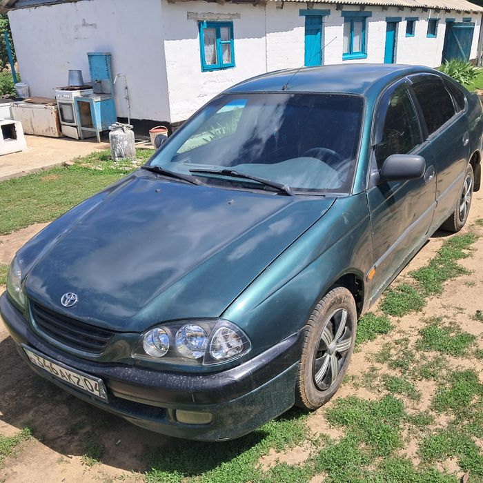 Продам авто тойота авенсис