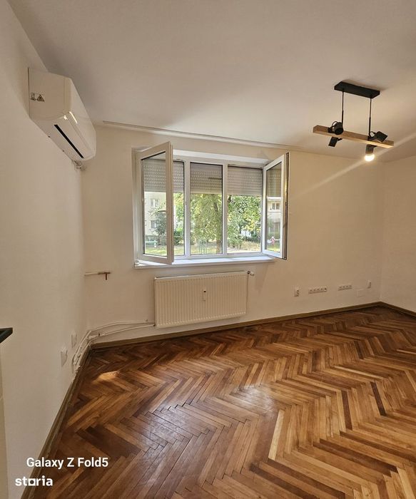 Apartament 2 camere, Piața 1 Decembrie, Ideal pentru birou sau cabinet