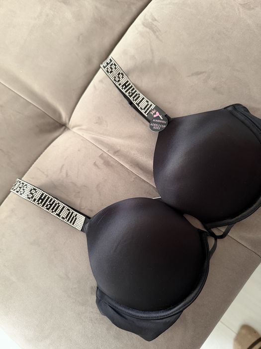 Sutiene Victoria Secret Noi cu Eticheta