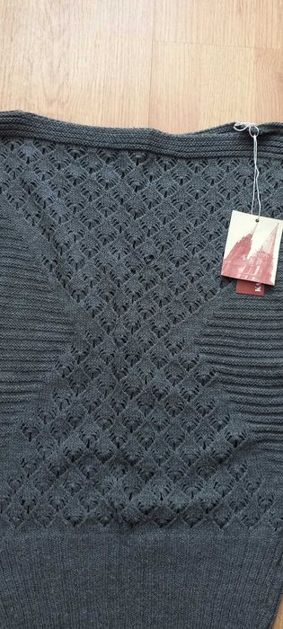 Pulover dama M nou ,cu eticheta