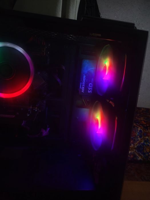 Arzon lekin sifat kompyuter.