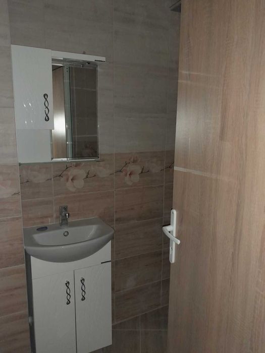 Продава се Двустаен апартамент в Търговище, Запад 2 - 59 кв.м за 1297 €/кв.м - Снимка #3