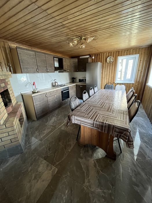 Дом посуточно с выходом на водоём