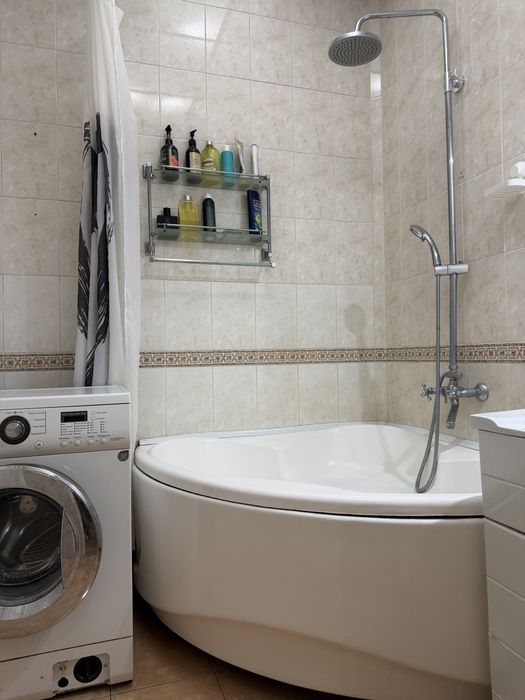 Участок 4,2 сотки.Эски Сарикул.Фасад 9 метров.