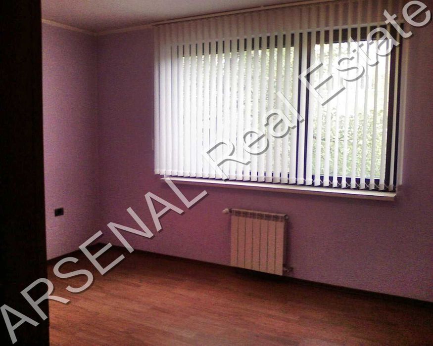 Дава се под наем Четиристаен апартамент в София, Лозенец - 870 кв.м за 867.51 € - Снимка #2