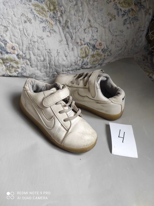 Продам ботинки и сапожки на мальчика