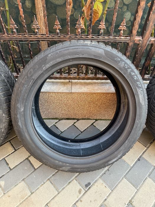 Anvelope  Pirelli 245/45 R19