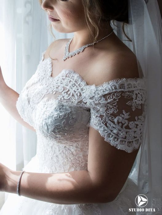 Rochie mireasă albă