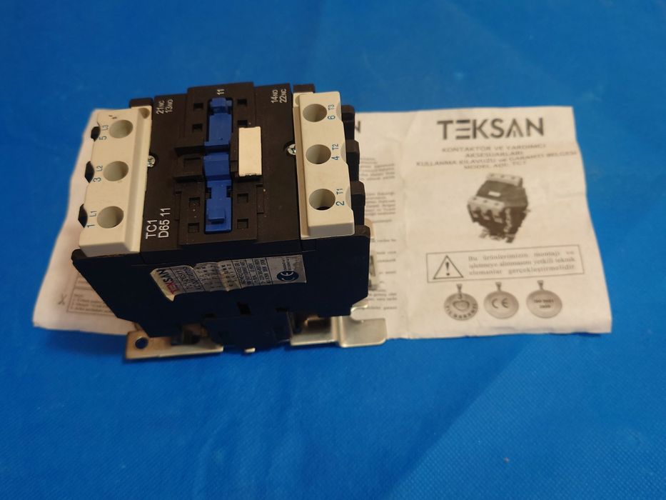 Электромагнитный контактор 65A- пускатель