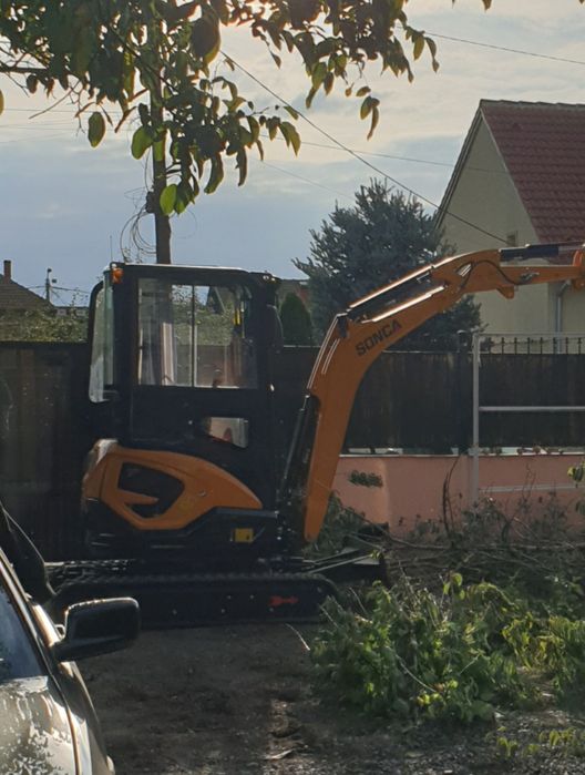 Închiriez miniexcavator 2,5 tone  fară operator – Timișoara

Închiriez miniexcavator