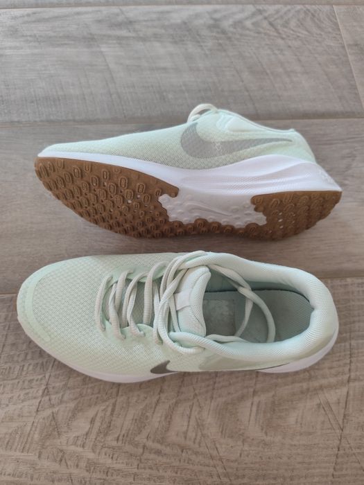 Маратонки Nike, 39номер, цвят светла мента