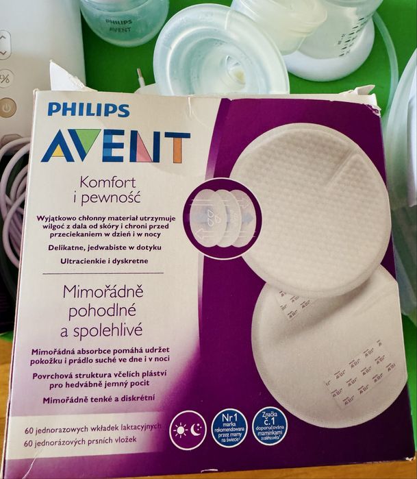 Акумулаторна помпа за кърма Avent Natural Motion Premium, хладилна чанта Avent, ръчна помпа Avent