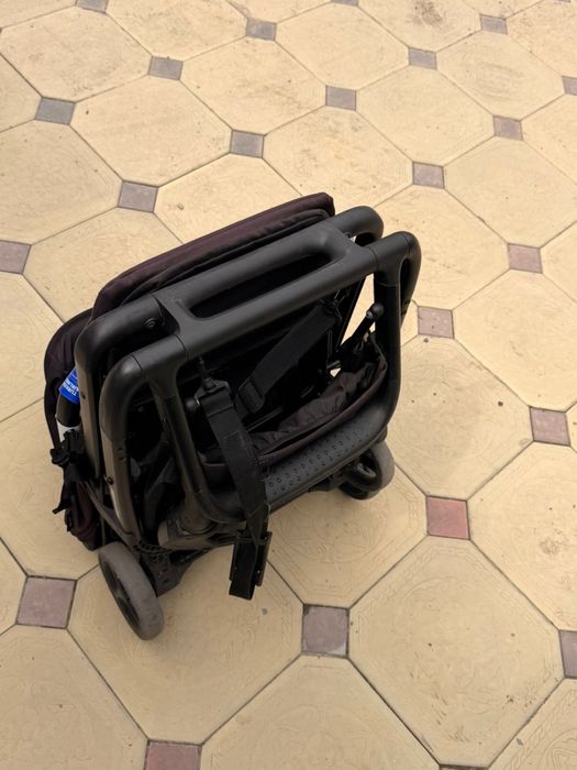 Продам коляску easywalker