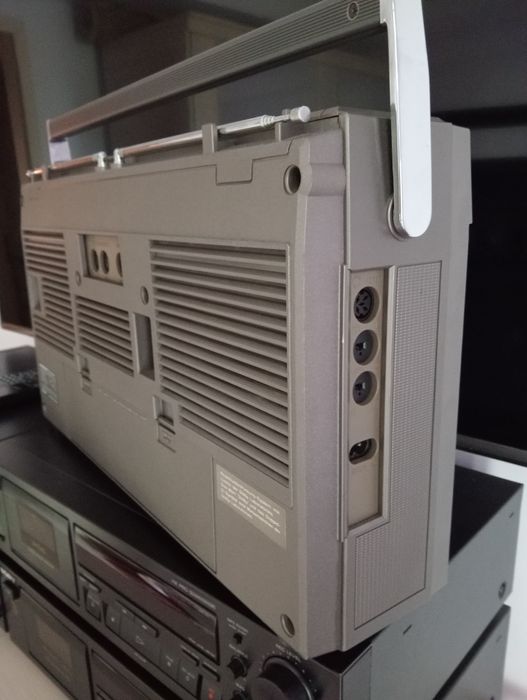 Radio casetofon Universum Senator