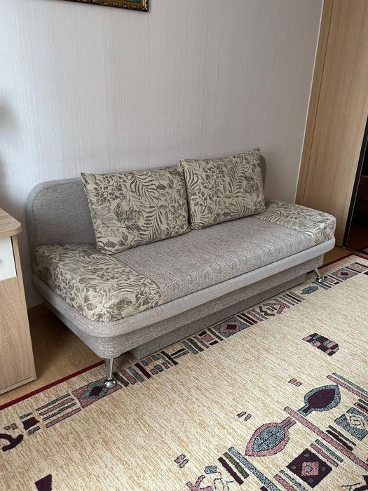 Продам диван, телевизор, тумбу